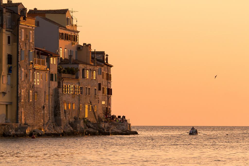 Apartment Main Street Carera Rovinj Exterior photo